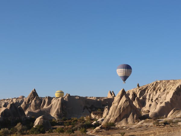 The Ultimate Guide to Balloon Puns: Inflate Your Humor!